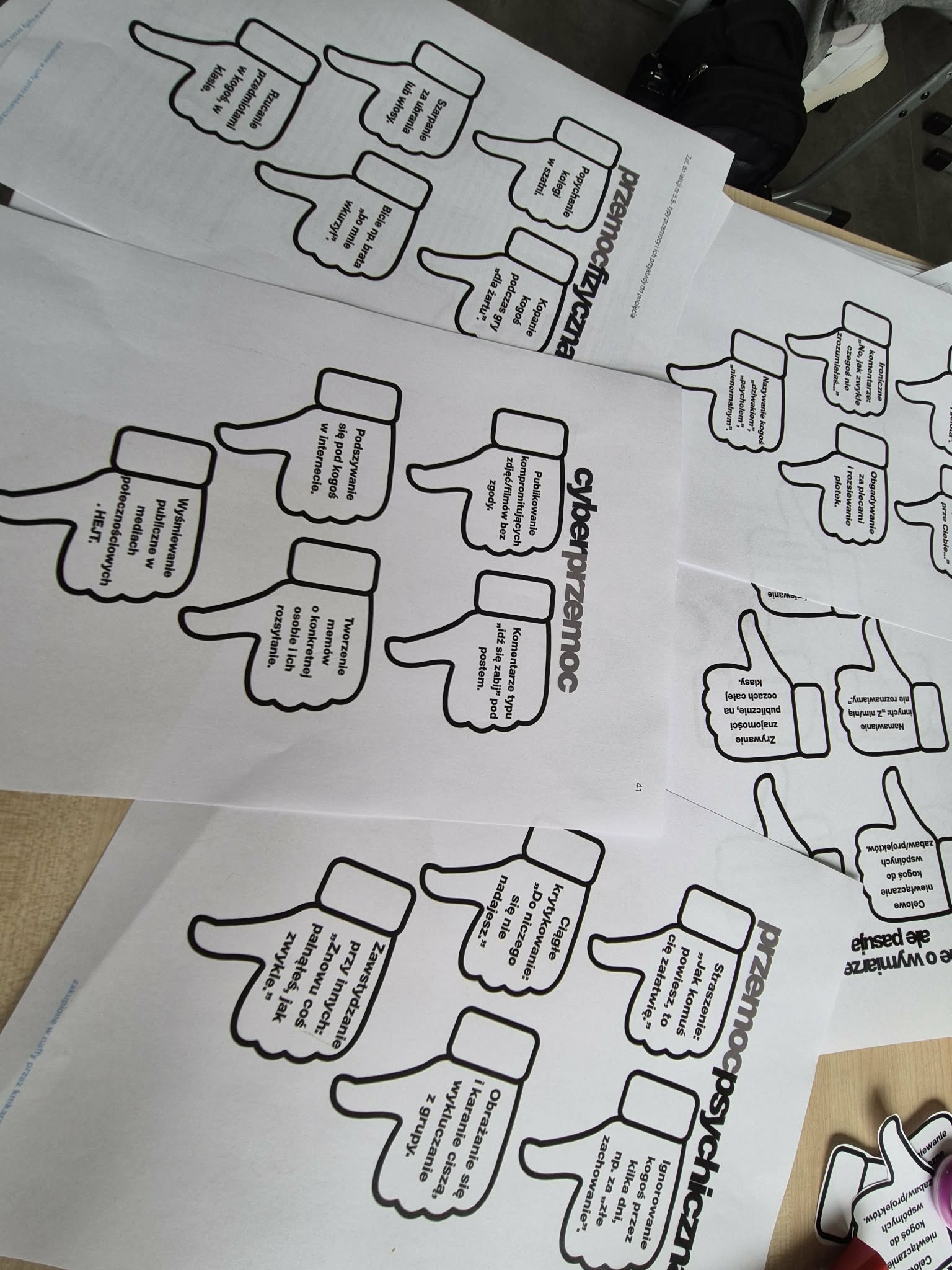 EDUKACJA ZDROWOTNA „CZYM JEST PRZEMOC?”