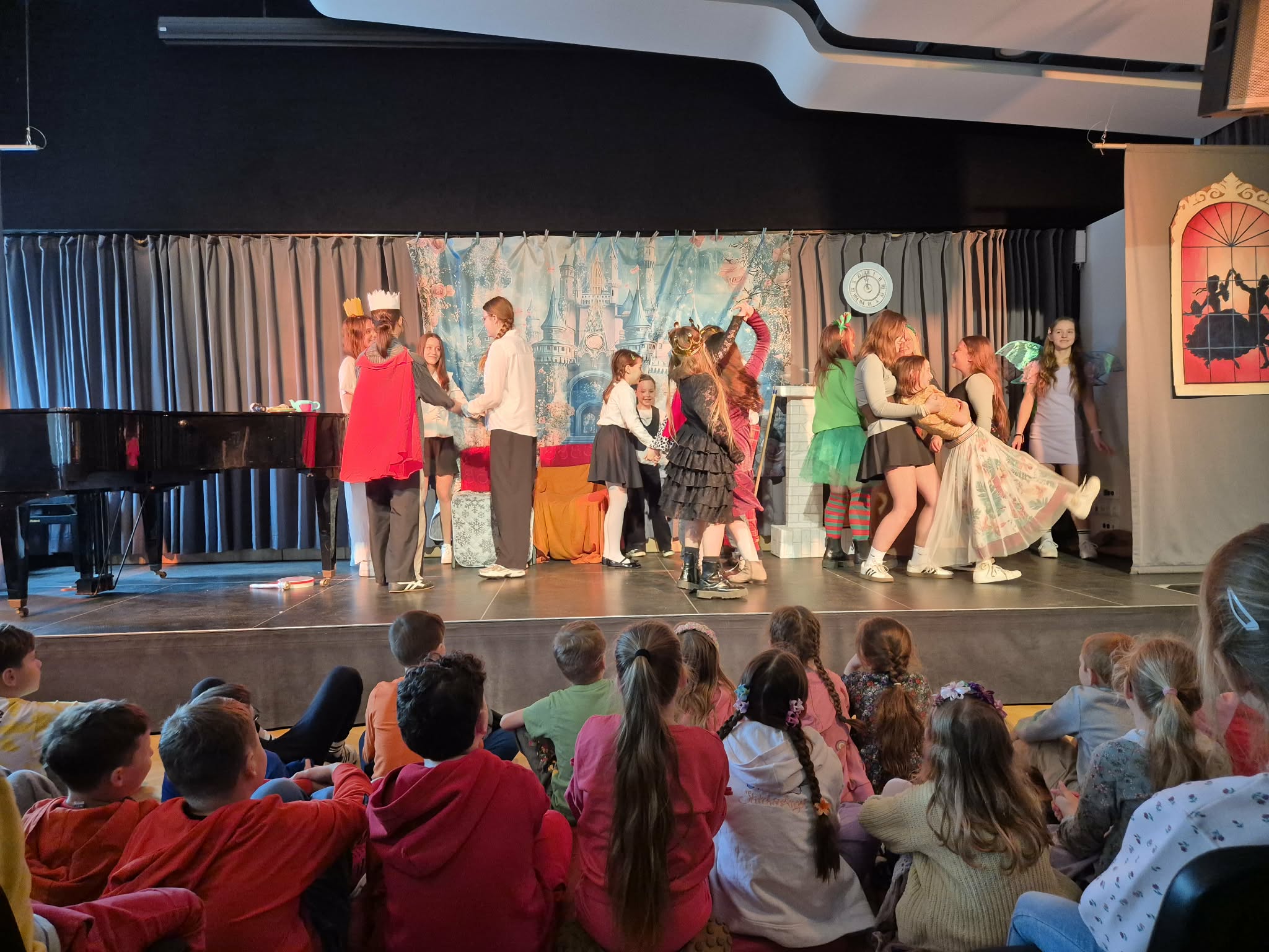 Całkiem „Nowa historia Kopciuszka”